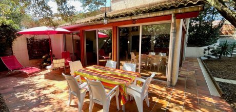 G0112 Den Dünen gegenüber gelegenes Ferienhaus