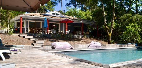 G0267 Ansprechendes Poolhaus mit herrlichem Terrassenbereich